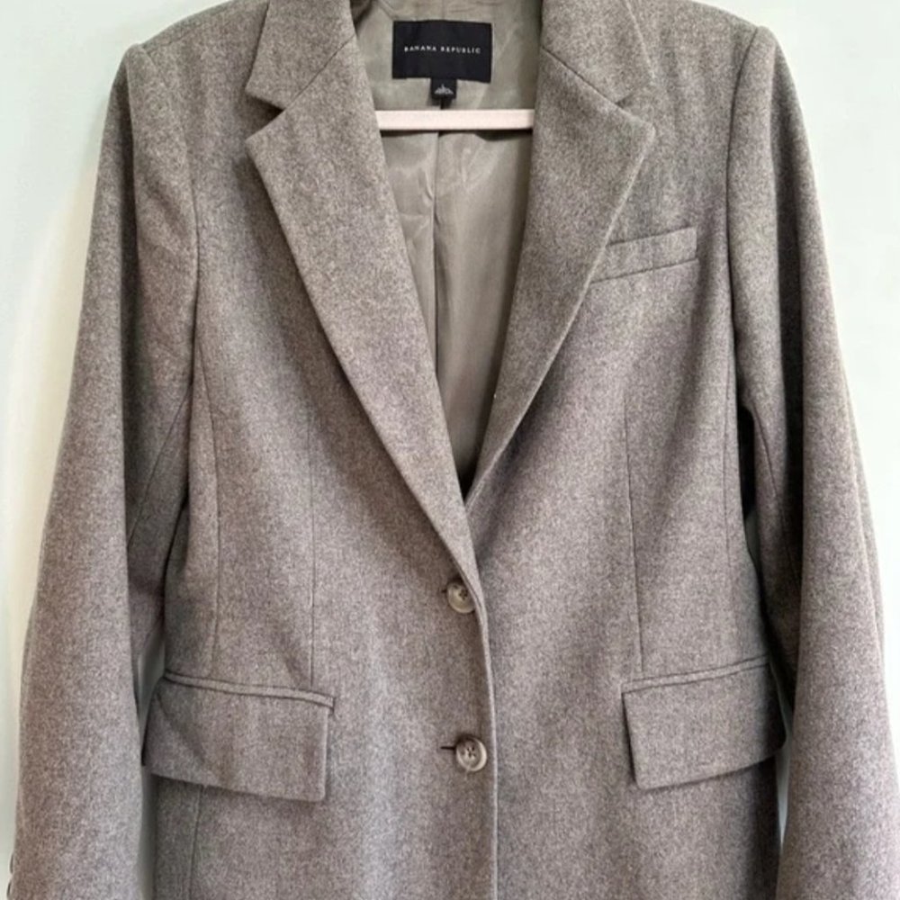 Banana Republic long wool gray winter coat, size large